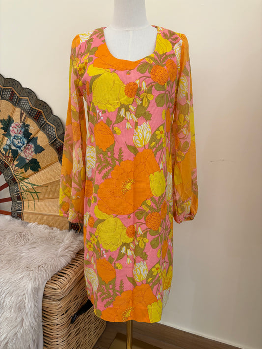 1960s Psychedelic Flower Bomb