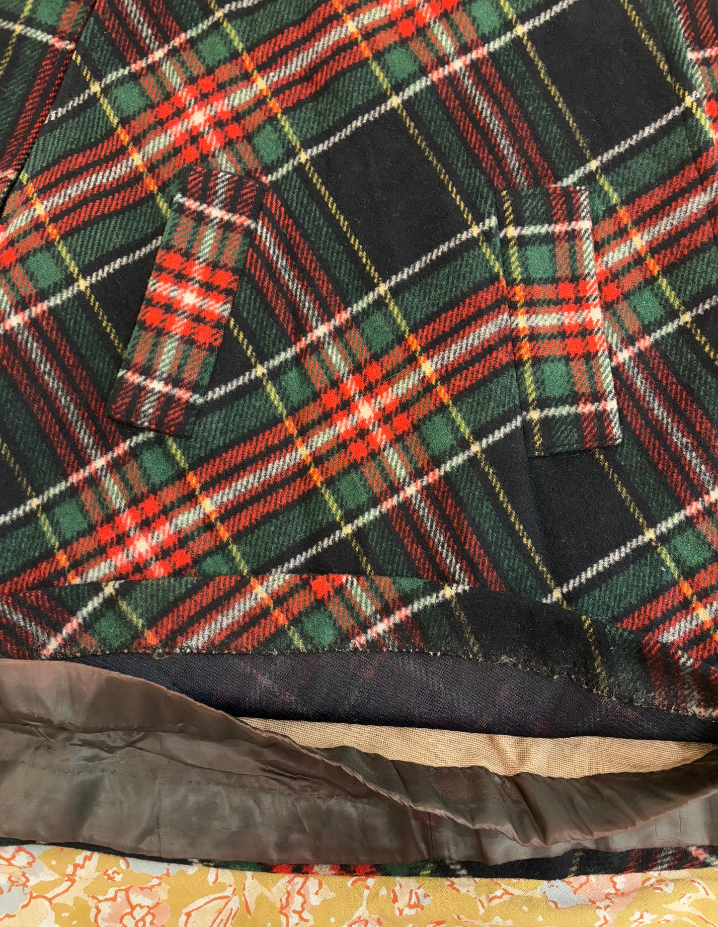 60s Madeline Plaid Cape