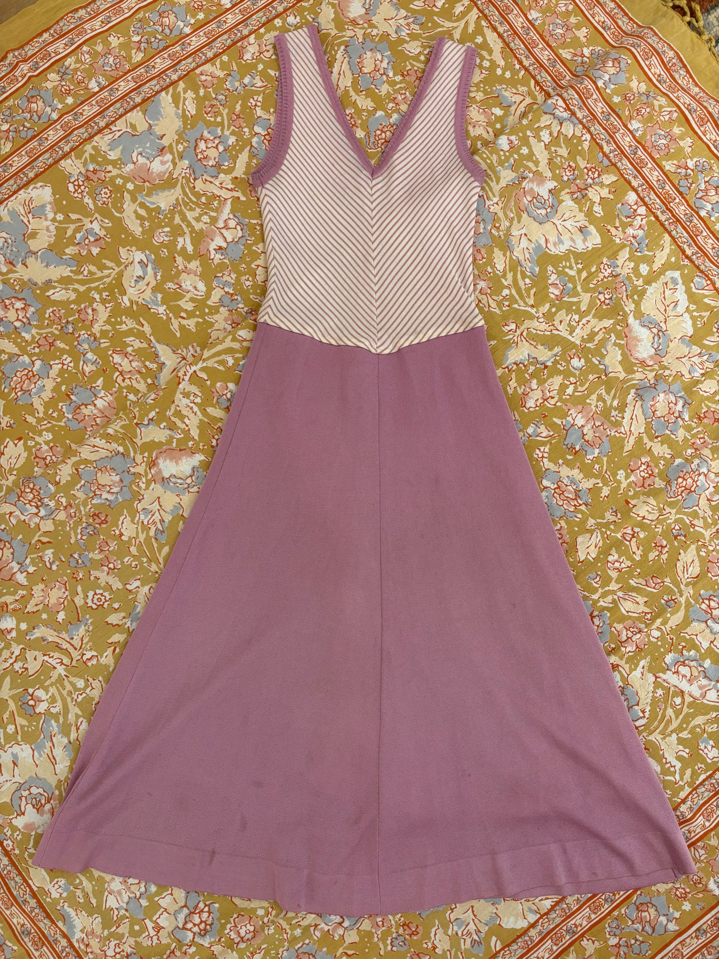 70s Lavender Chevron Midi Dress