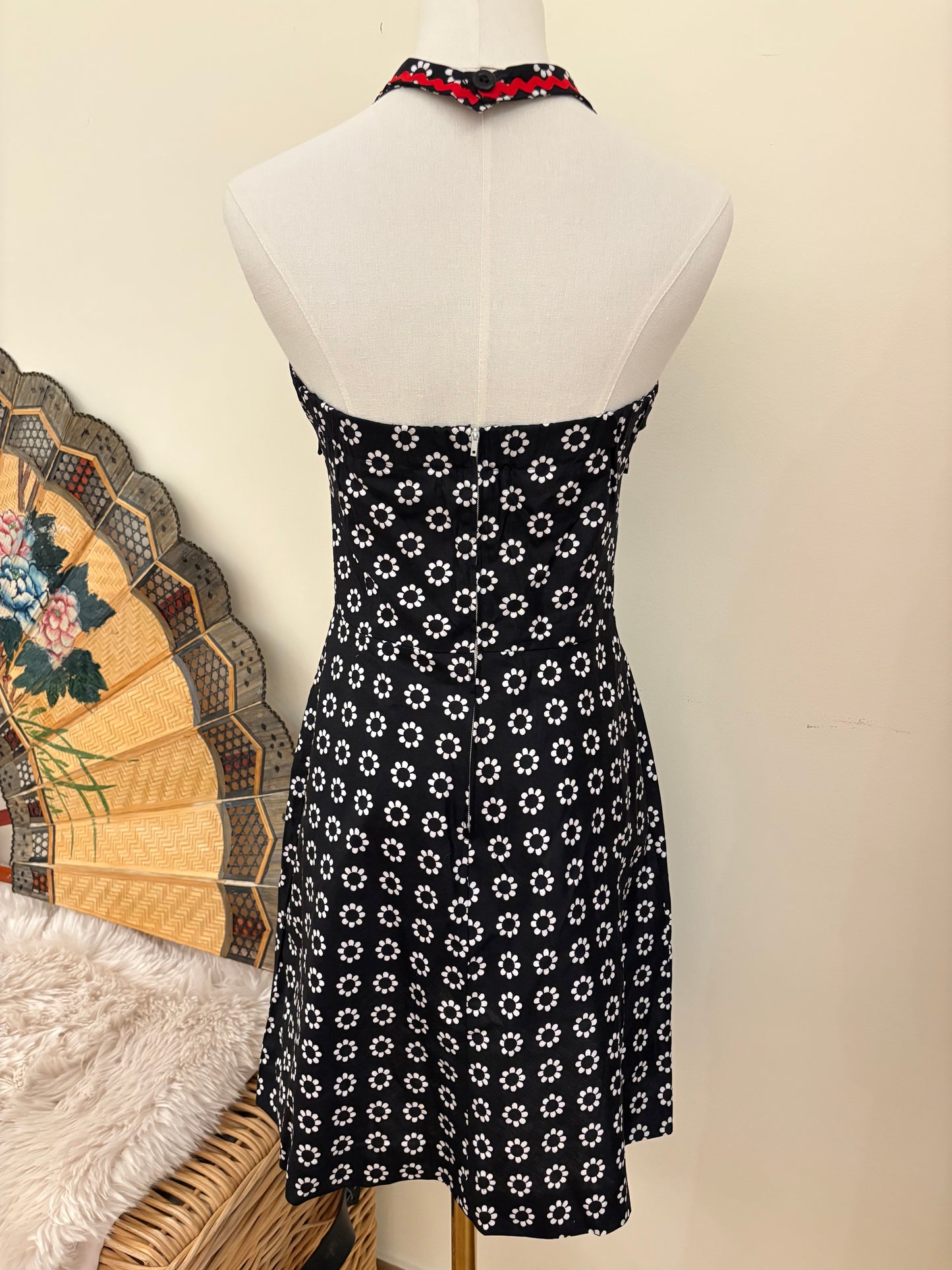 Late 60s Daisy Halter Mini