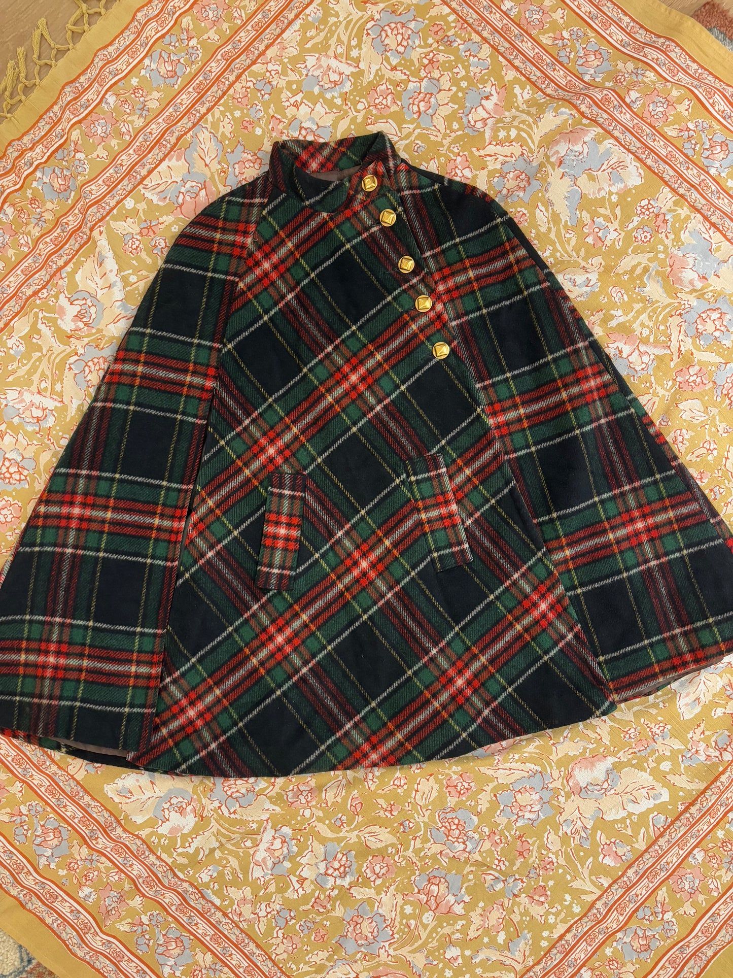 60s Madeline Plaid Cape