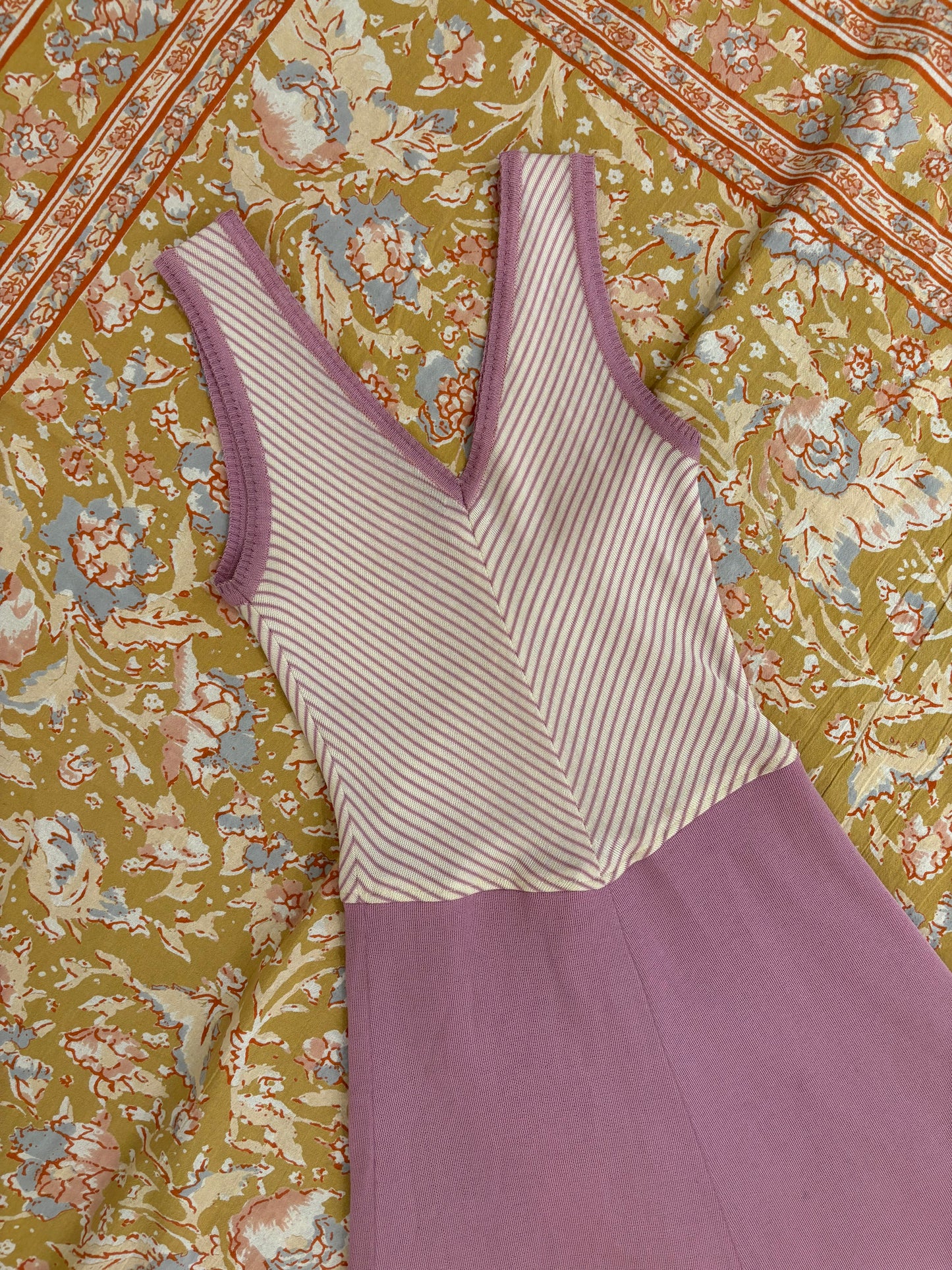 70s Lavender Chevron Midi Dress