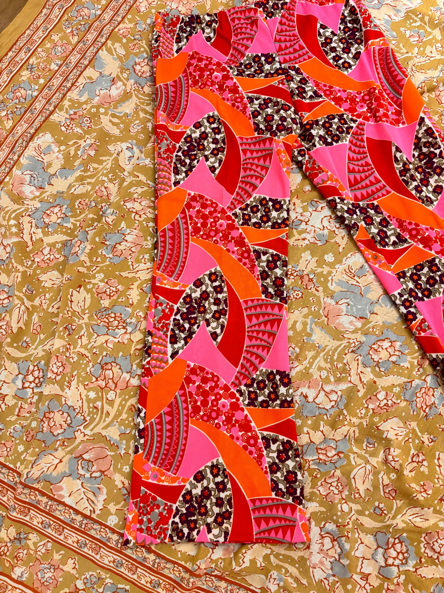 70s Psychedelic ensemble